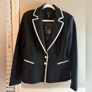 White House Black Market Contrast Signature Blazer Black and White